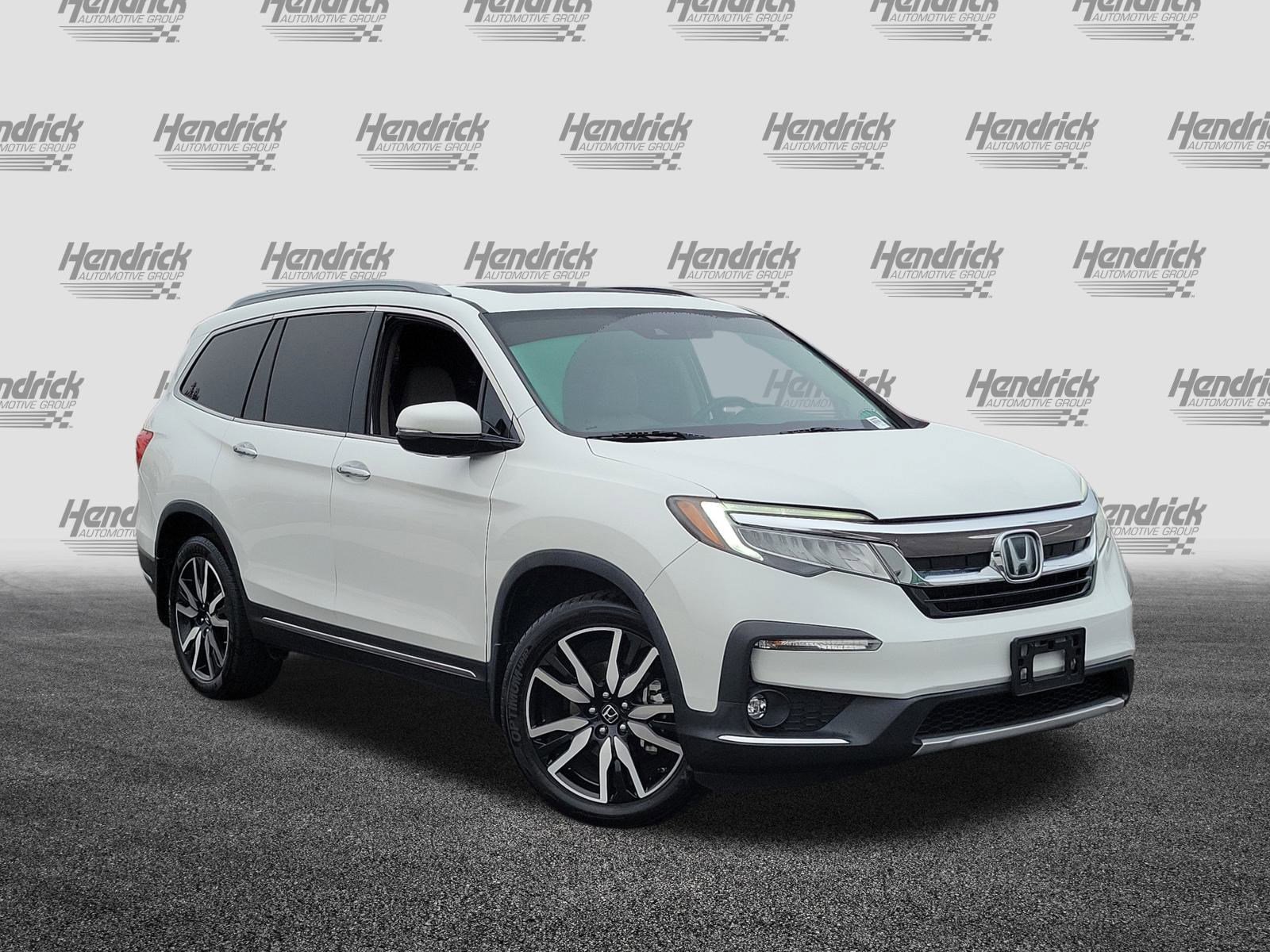 Used 2022 Honda Pilot Touring image 2