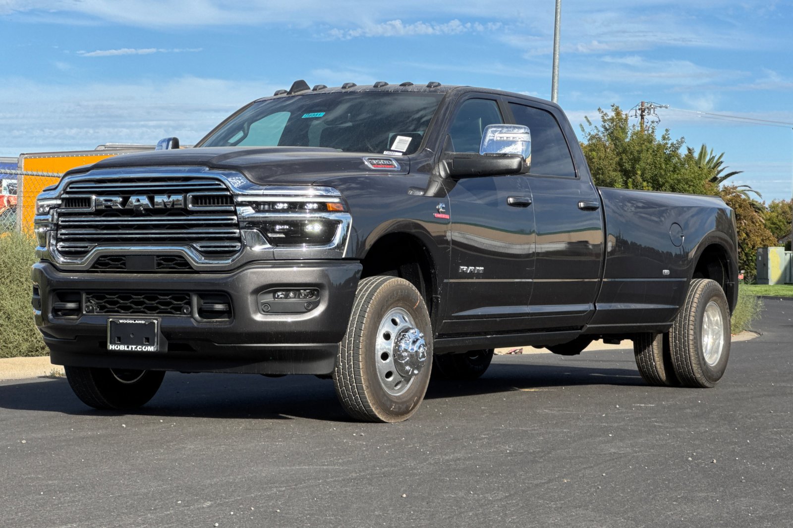 New 2027 RAM 3500 Laramie AWD/4WD image 7