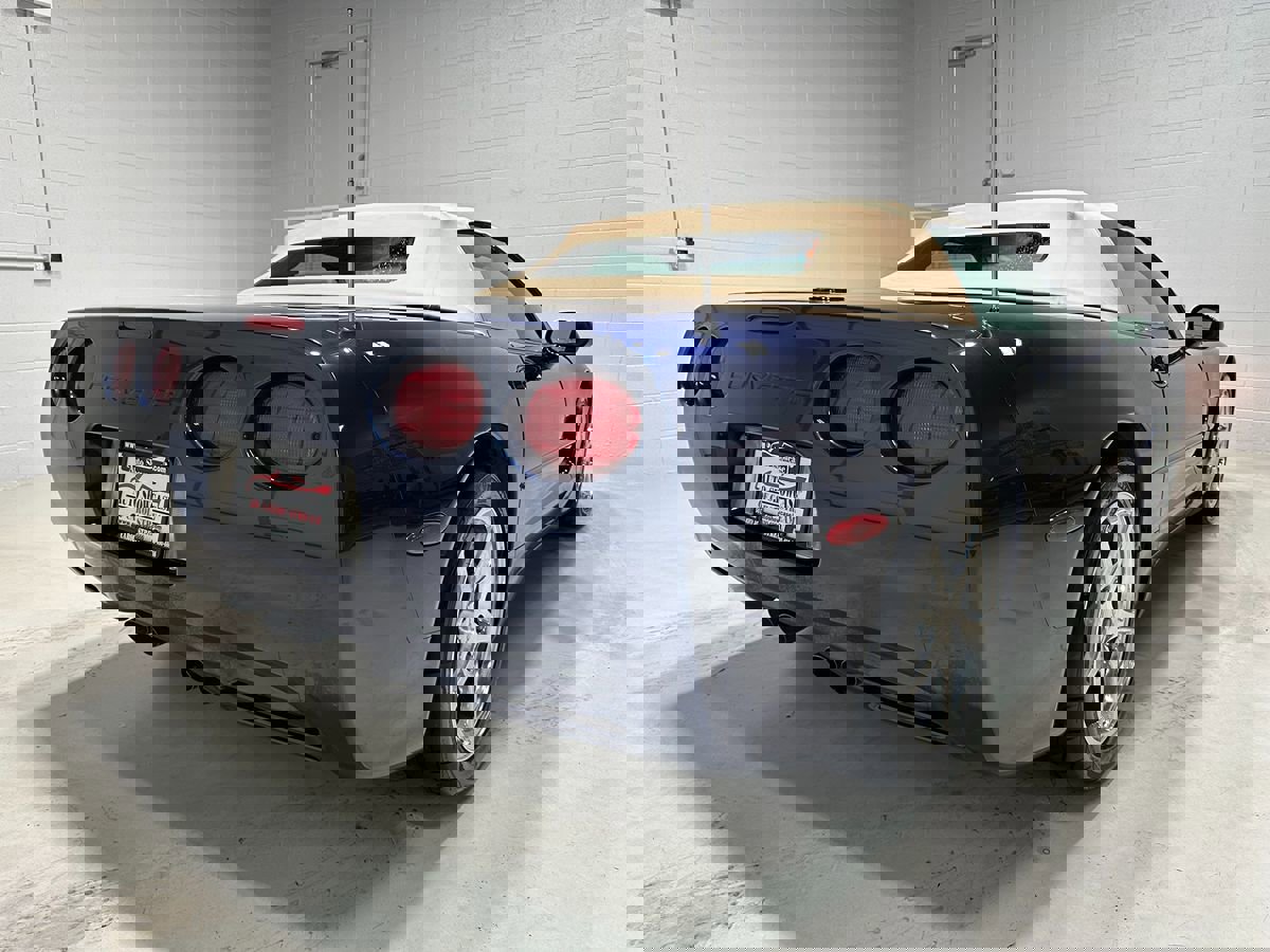 Used 2000 Chevrolet Corvette Convertible image 6