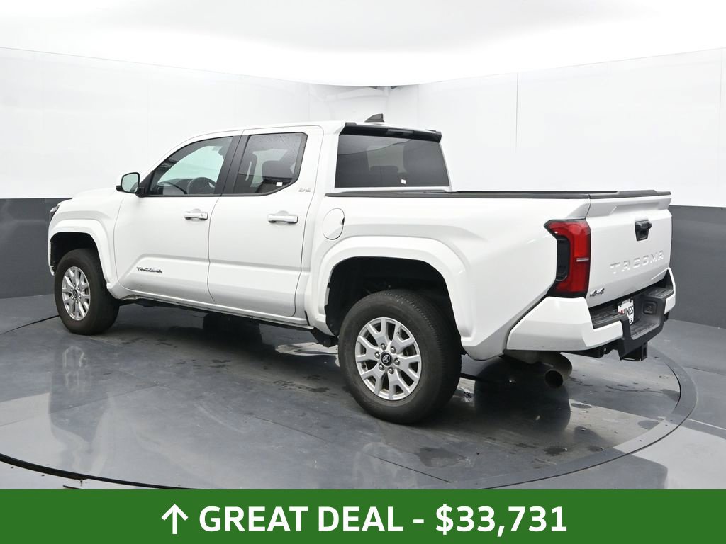 Used 2024 Toyota Tacoma SR5 AWD/4WD image 11