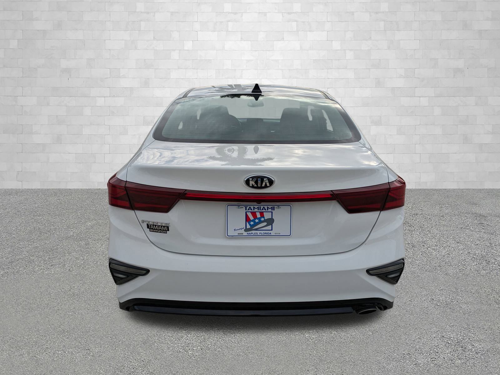 Used 2021 Kia Forte LXS image 3