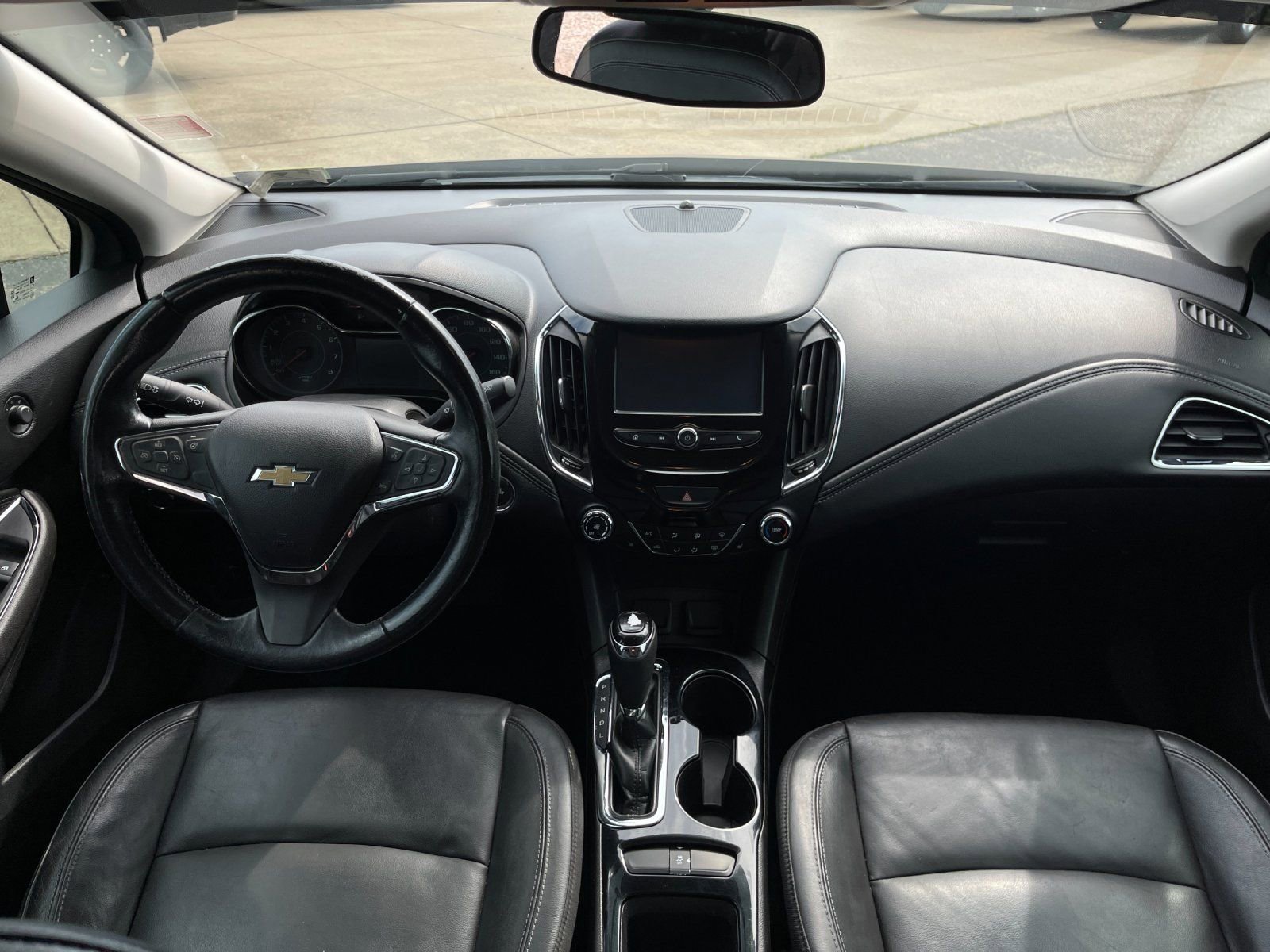 Used 2017 Chevrolet Cruze Premier image 14