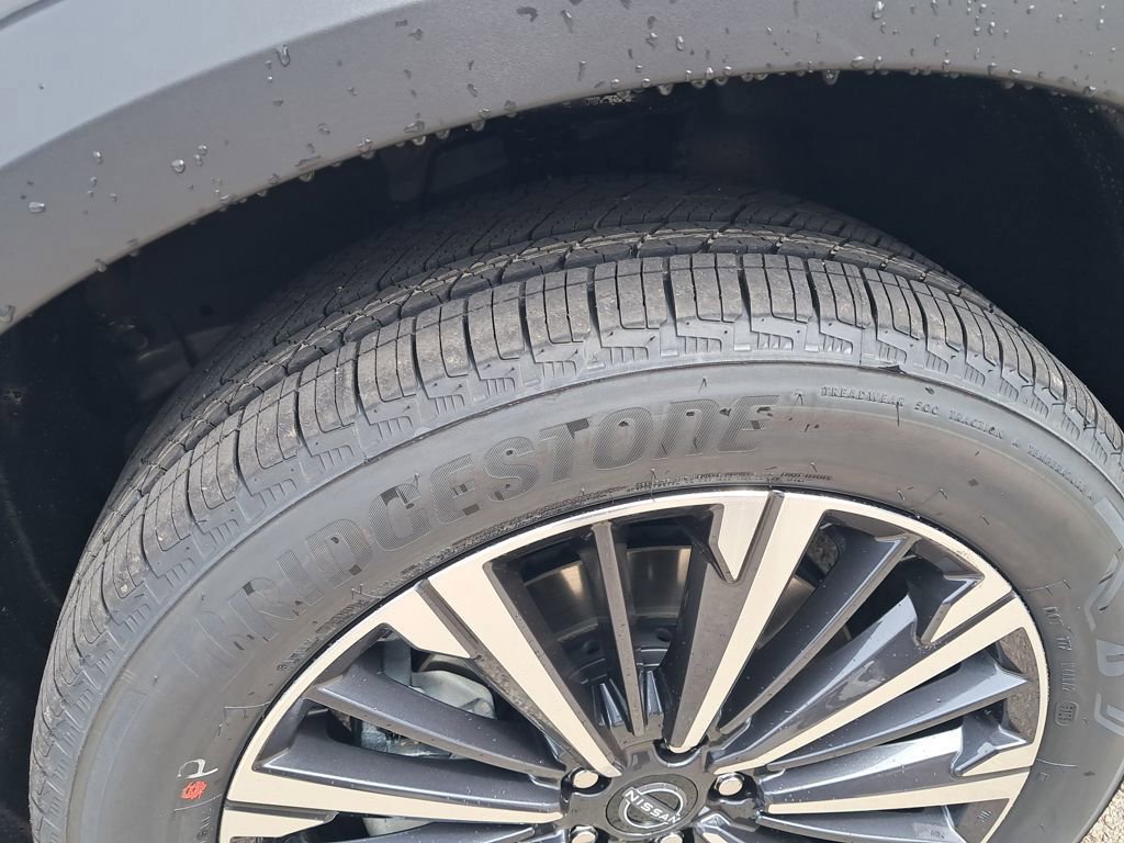 New 2026 Nissan Pathfinder Platinum w/ Lighting Package image 29