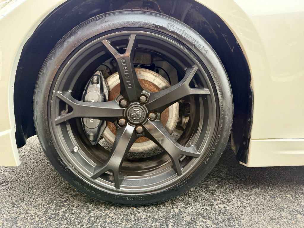 Used 2012 Nissan 370Z NISMO image 27