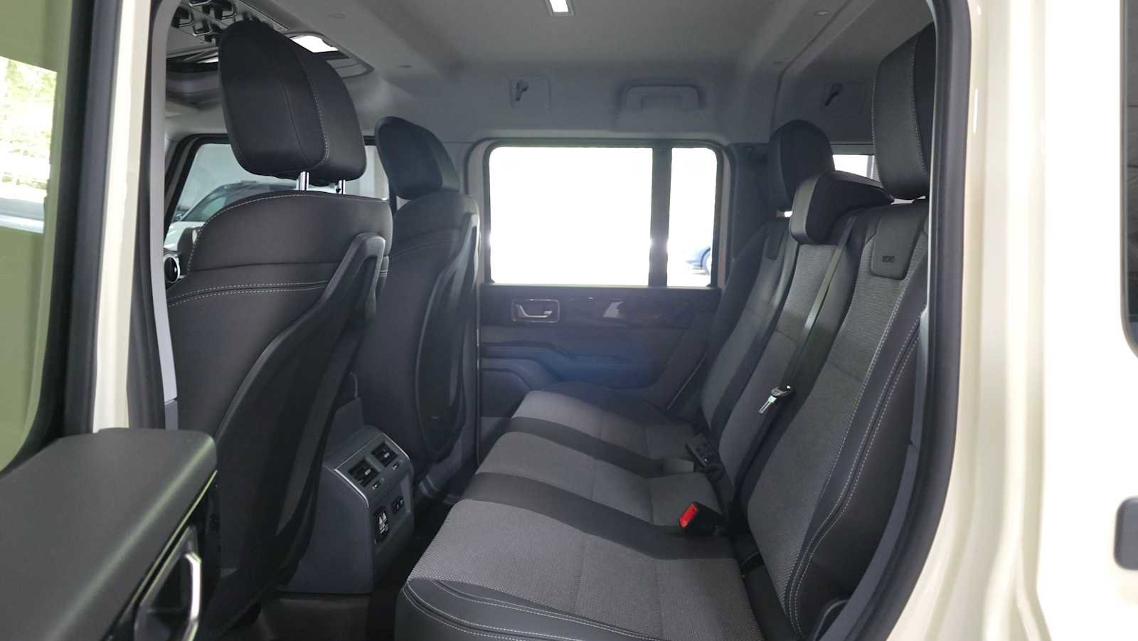 Used 2024 INEOS Grenadier image 16