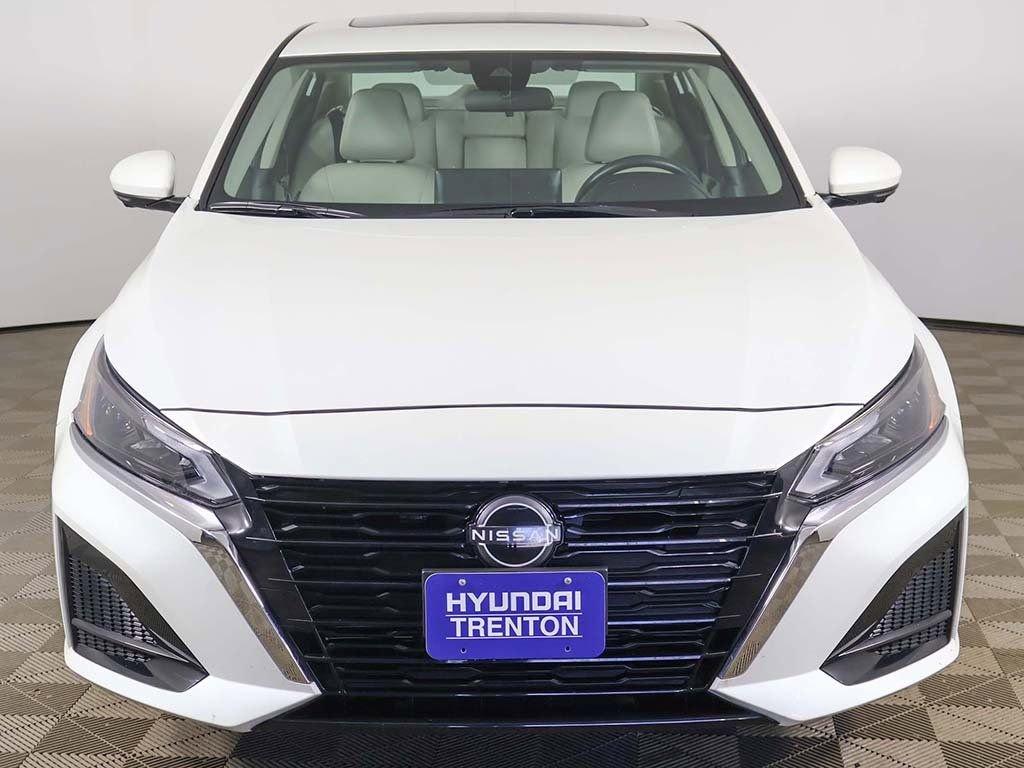 Used 2024 Nissan Altima 2.5 SL image 11