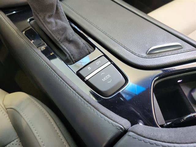 Used 2017 Cadillac CTS V w/ Carbon Fiber Package RWD image 50