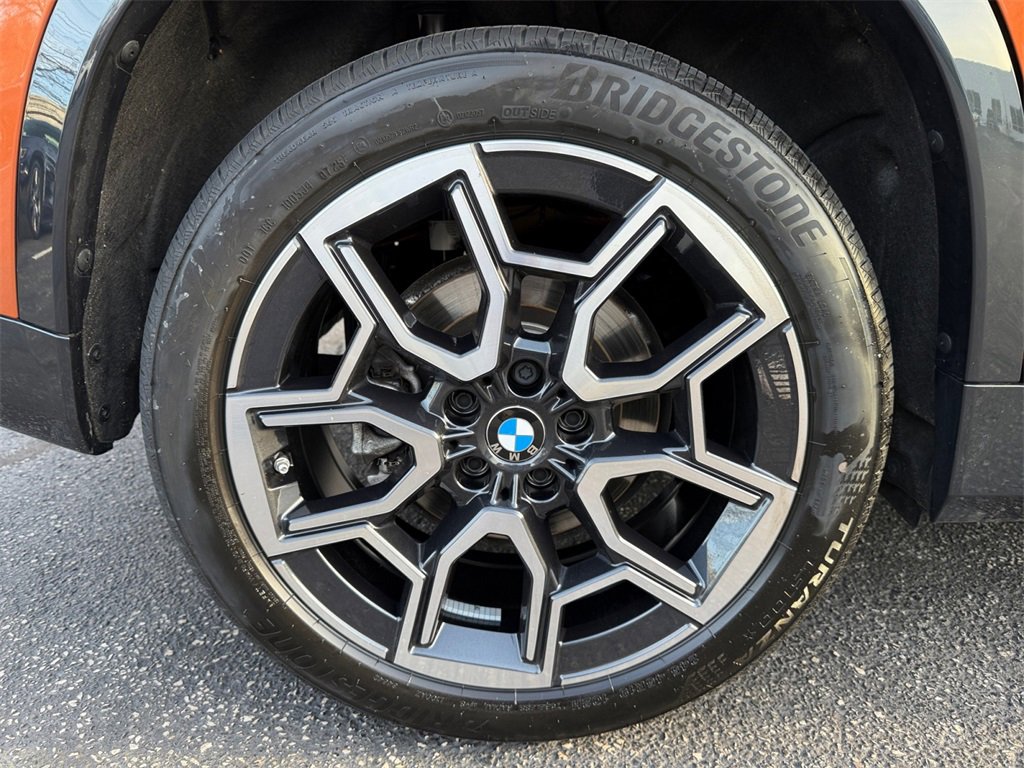 Certified 2025 BMW X1 xDrive28i w/ Convenience Package image 17