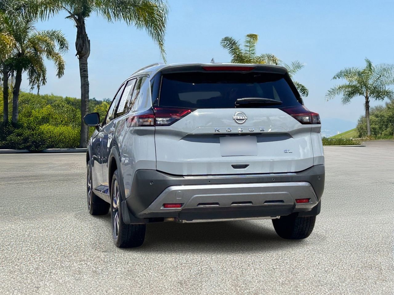 Certified 2023 Nissan Rogue SL image 3