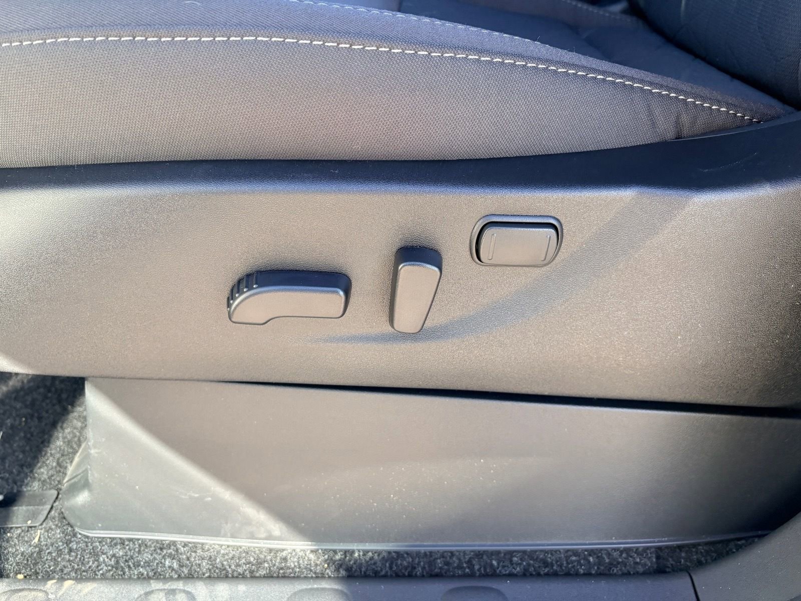 New 2026 Nissan Frontier SV image 22