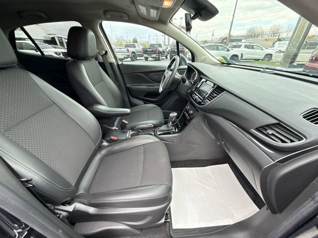 Used 2022 Buick Encore Preferred w/ Safety Package AWD/4WD image 25