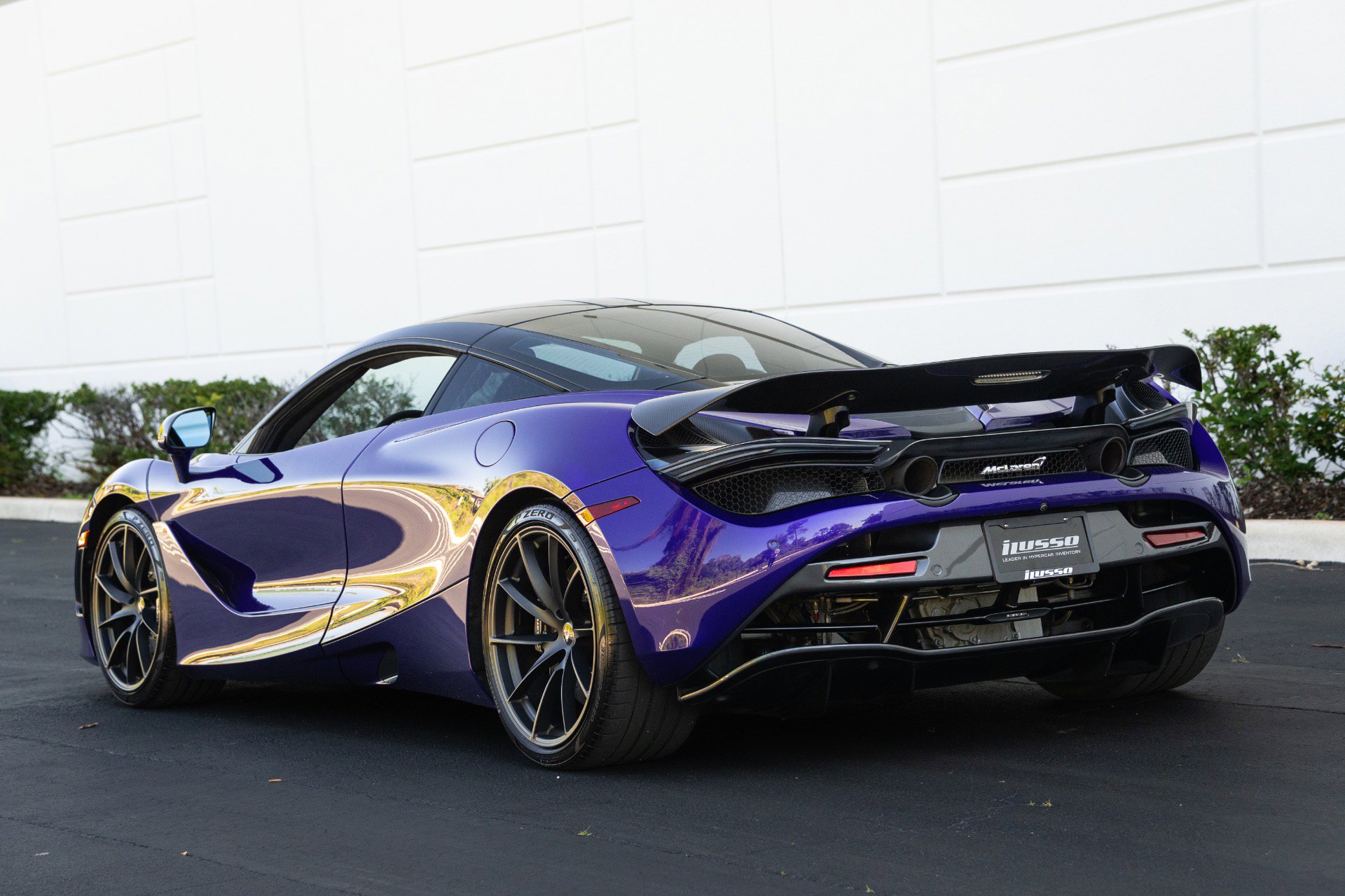 Used 2020 McLaren 720S image 34
