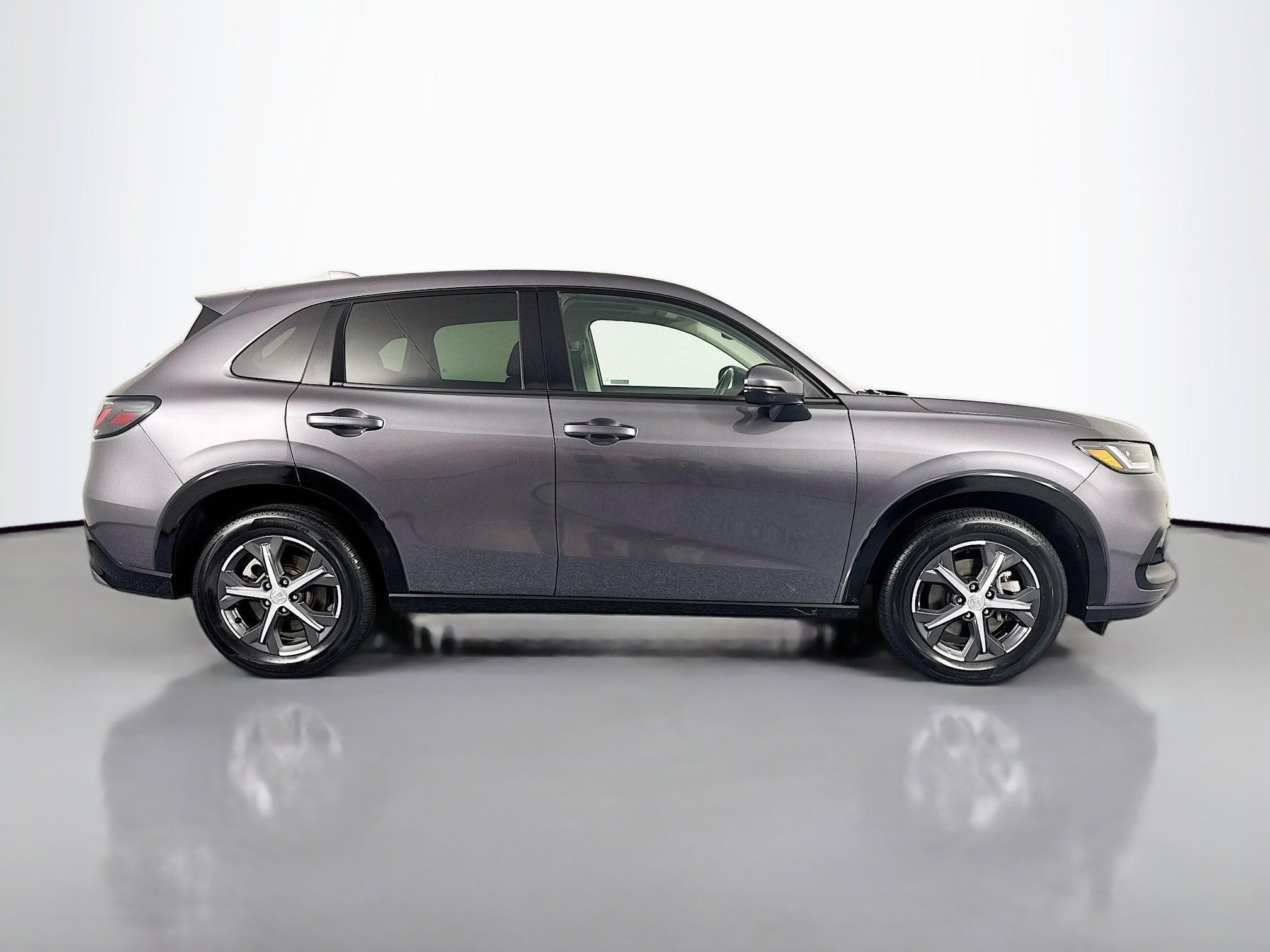 Certified 2024 Honda HR-V EX-L image 4