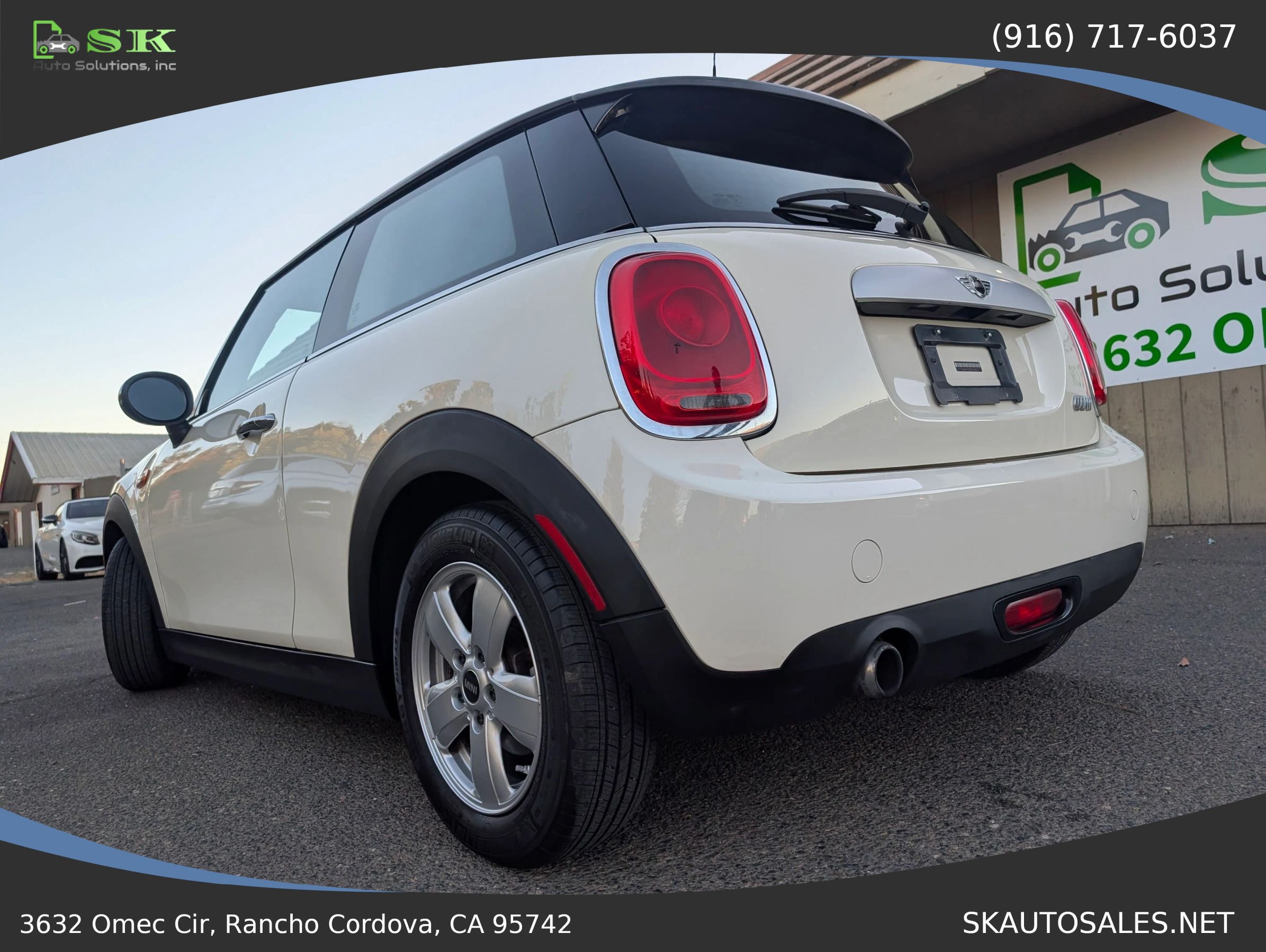 Used 2014 MINI Cooper 2-Door Hardtop FWD image 16