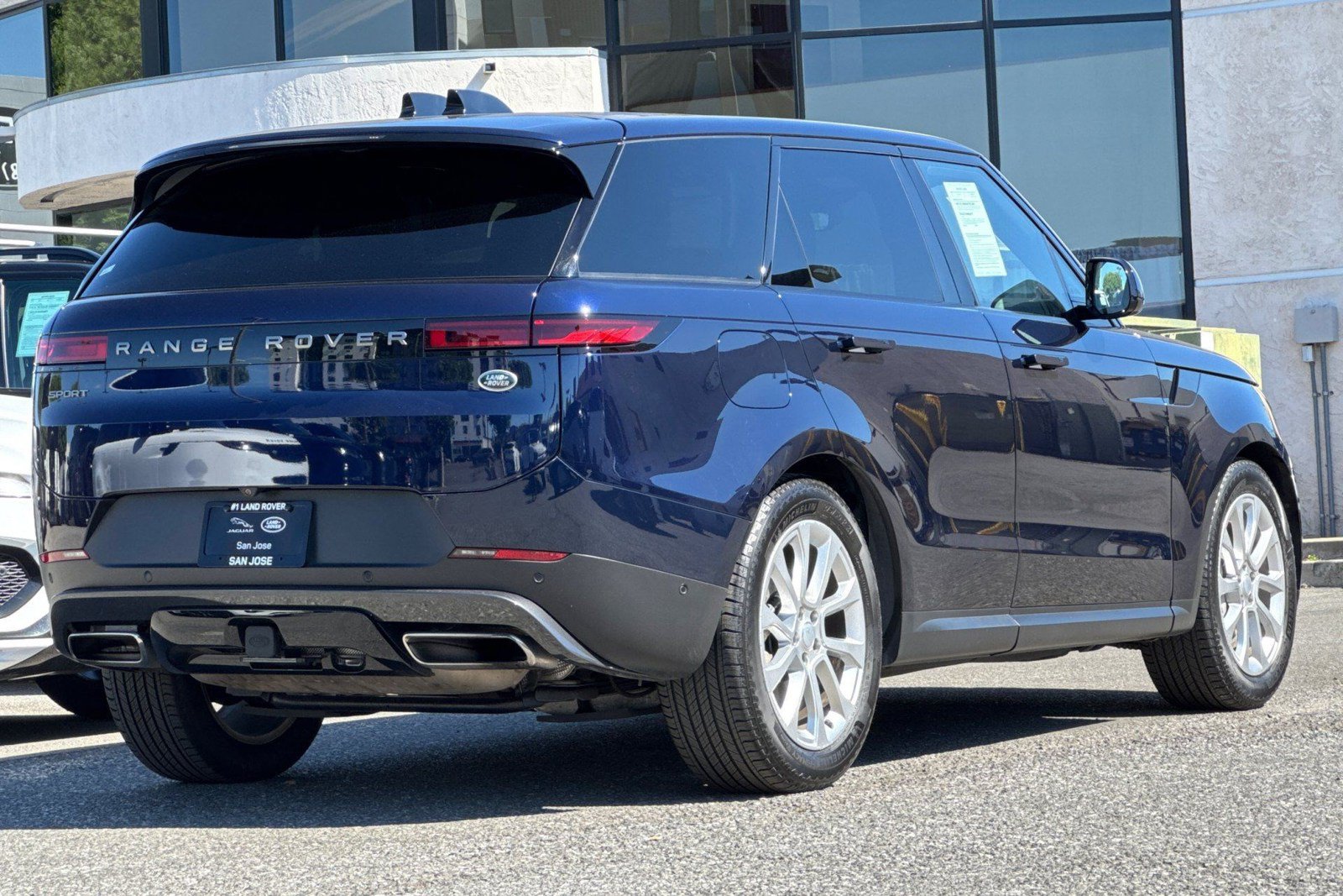 Used 2023 Land Rover Range Rover Sport SE AWD/4WD image 8