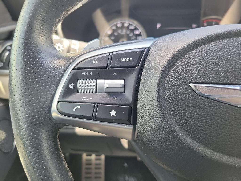 Used 2023 Genesis G70 3.3T w/ Sport Prestige Package RWD image 24