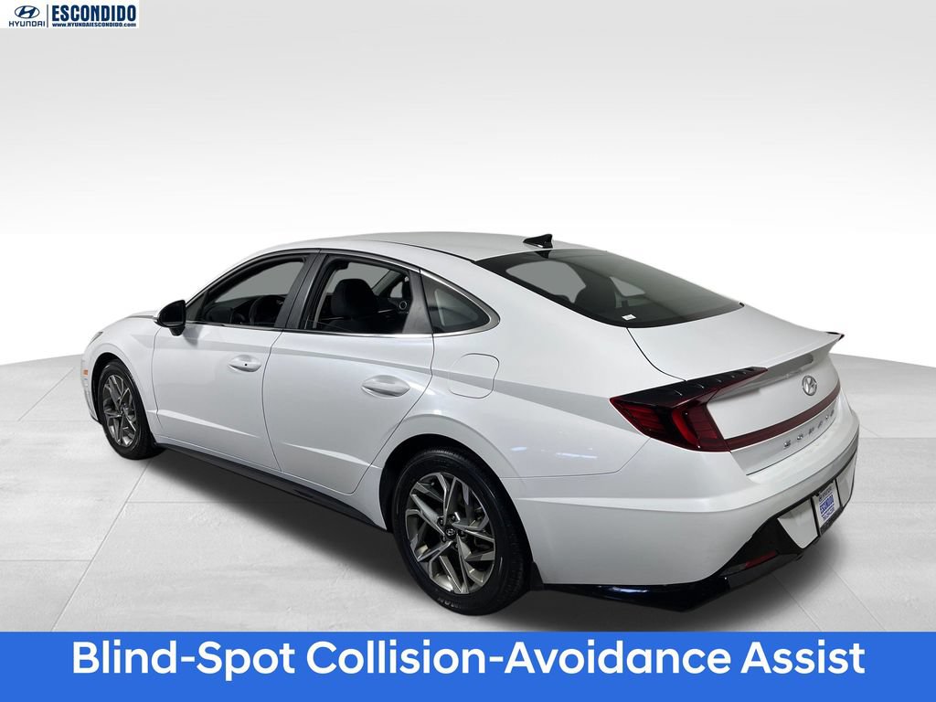 Certified 2022 Hyundai Sonata SEL w/ Winter Weather Package FWD image 3