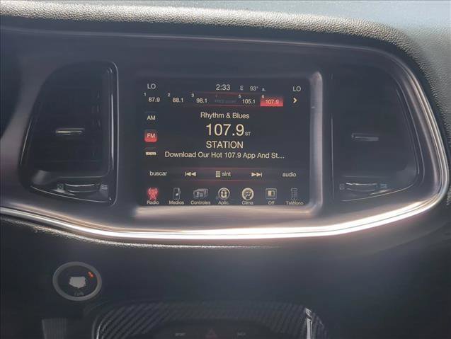 Used 2016 Dodge Challenger SXT RWD image 18