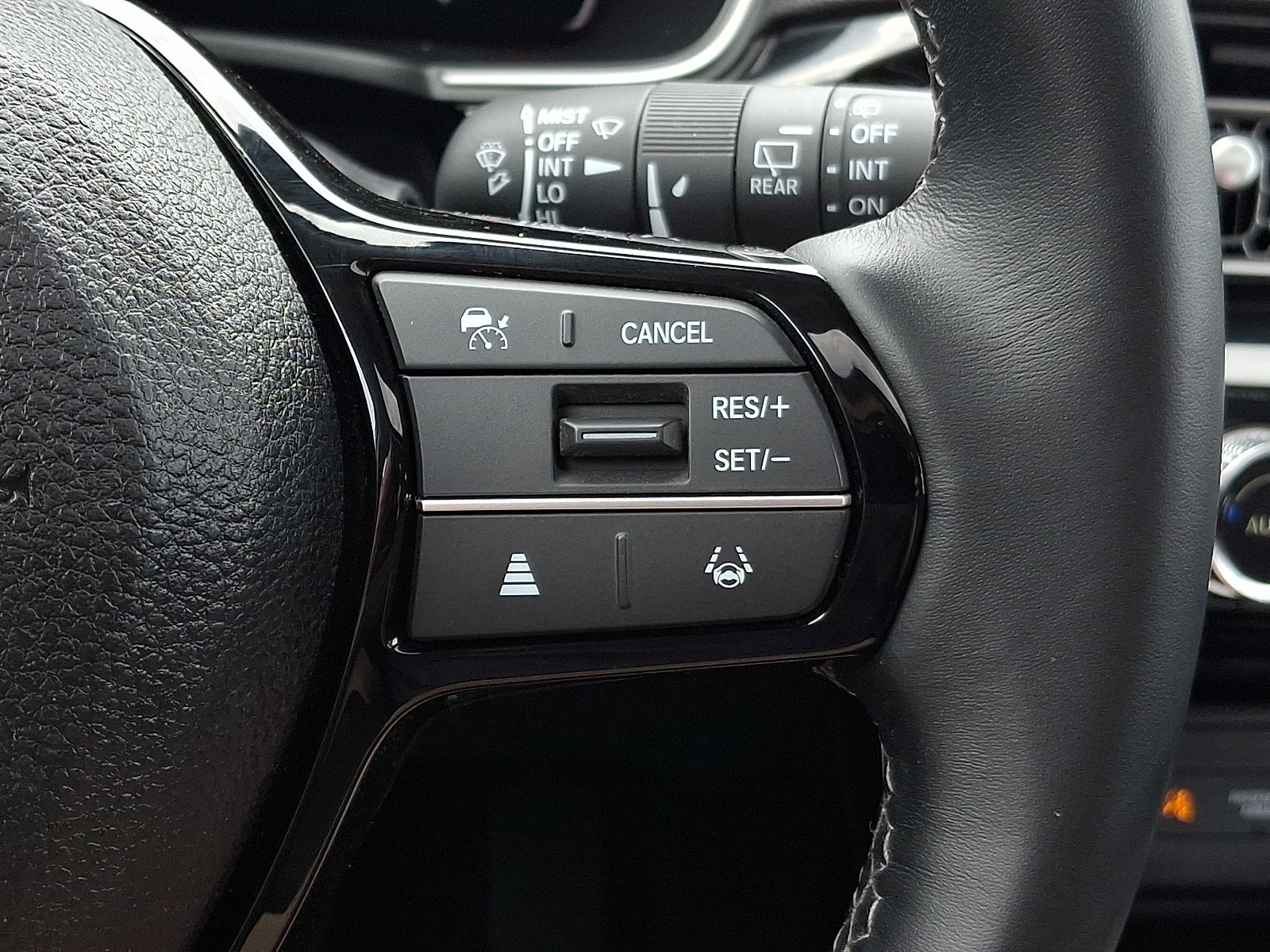 Used 2024 Honda Civic EX-L image 21