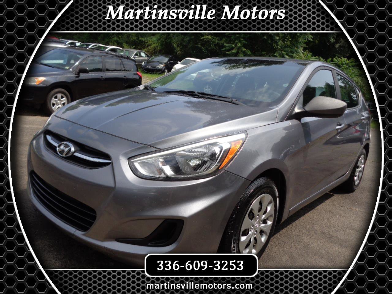 Used 2017 Hyundai Accent SE image 1