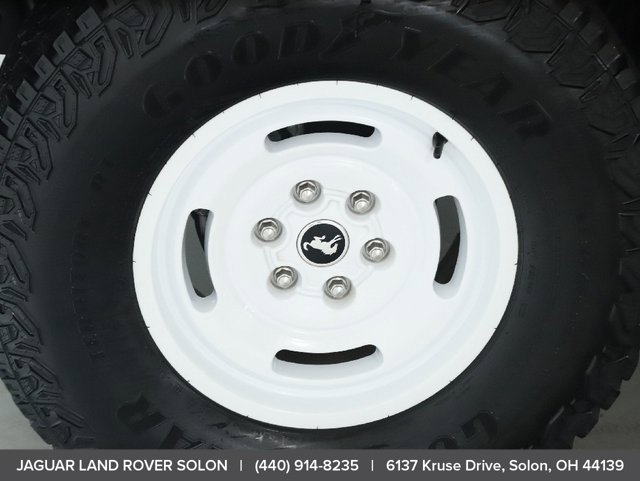 Used 2025 Ford Bronco Heritage Edition AWD/4WD image 39