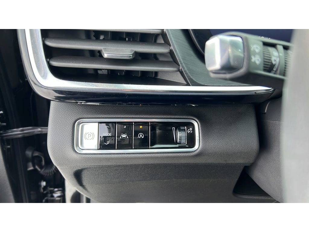 Certified 2025 Buick Envision Preferred image 23