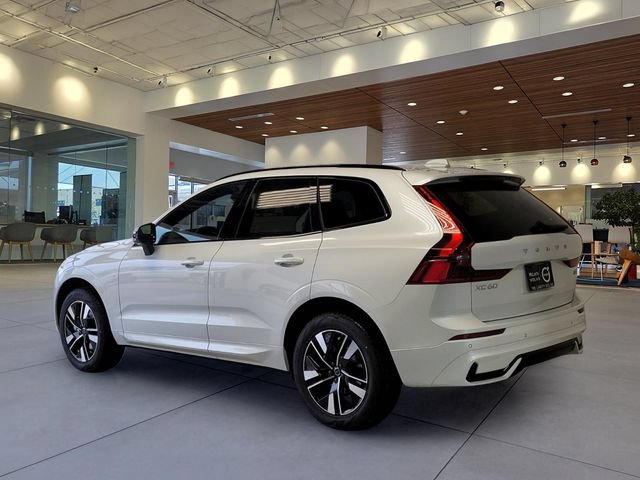 New 2026 Volvo XC60 B5 Core w/ Climate Package AWD/4WD image 3