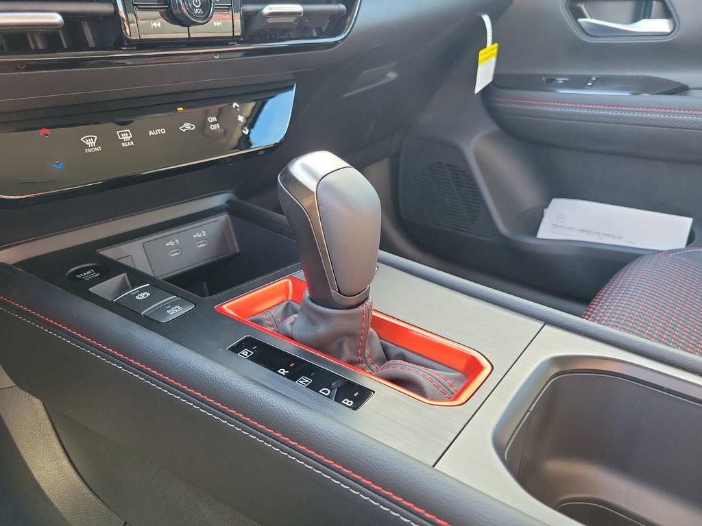 New 2026 Nissan Kicks SR image 39