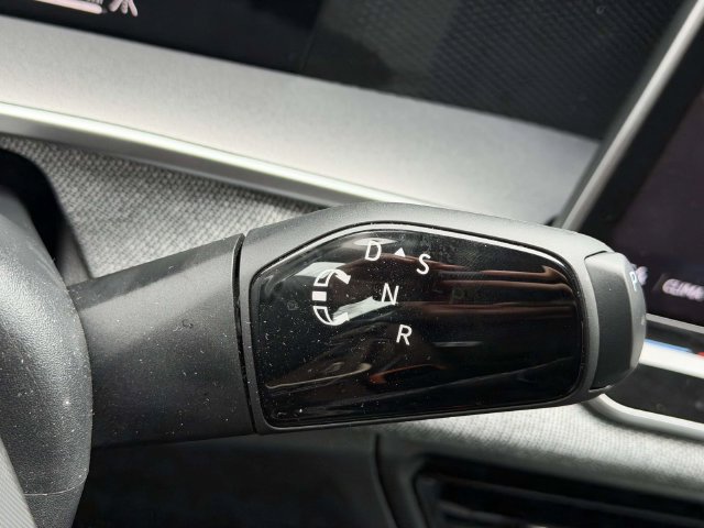 Used 2025 Volkswagen Tiguan S AWD/4WD image 21