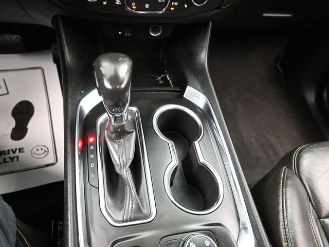 Used 2021 Chevrolet Traverse LT w/ LT Premium Package image 11