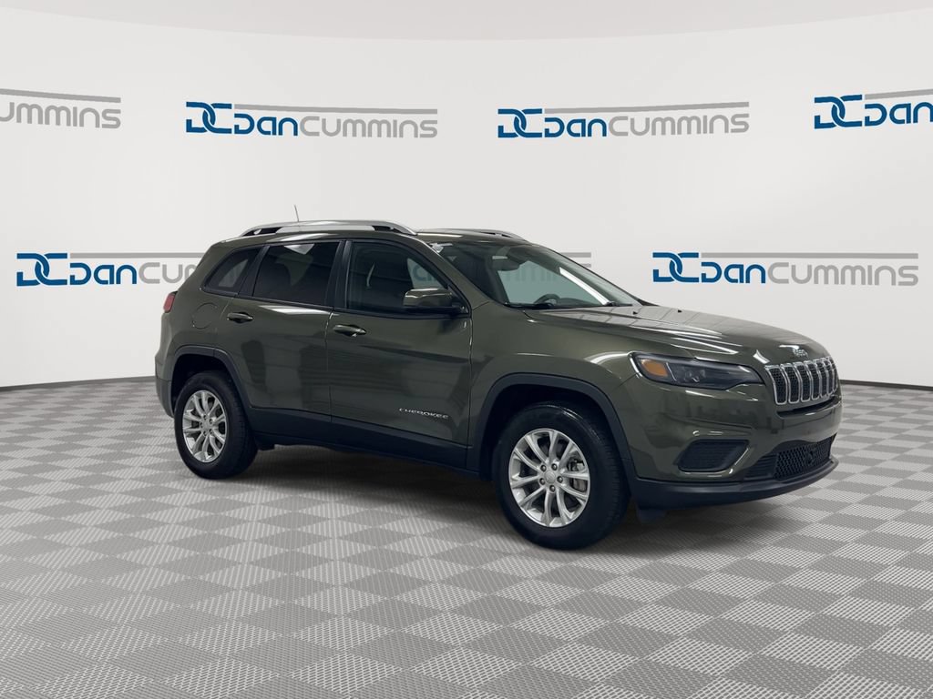 Used 2021 Jeep Cherokee Latitude AWD/4WD image 2