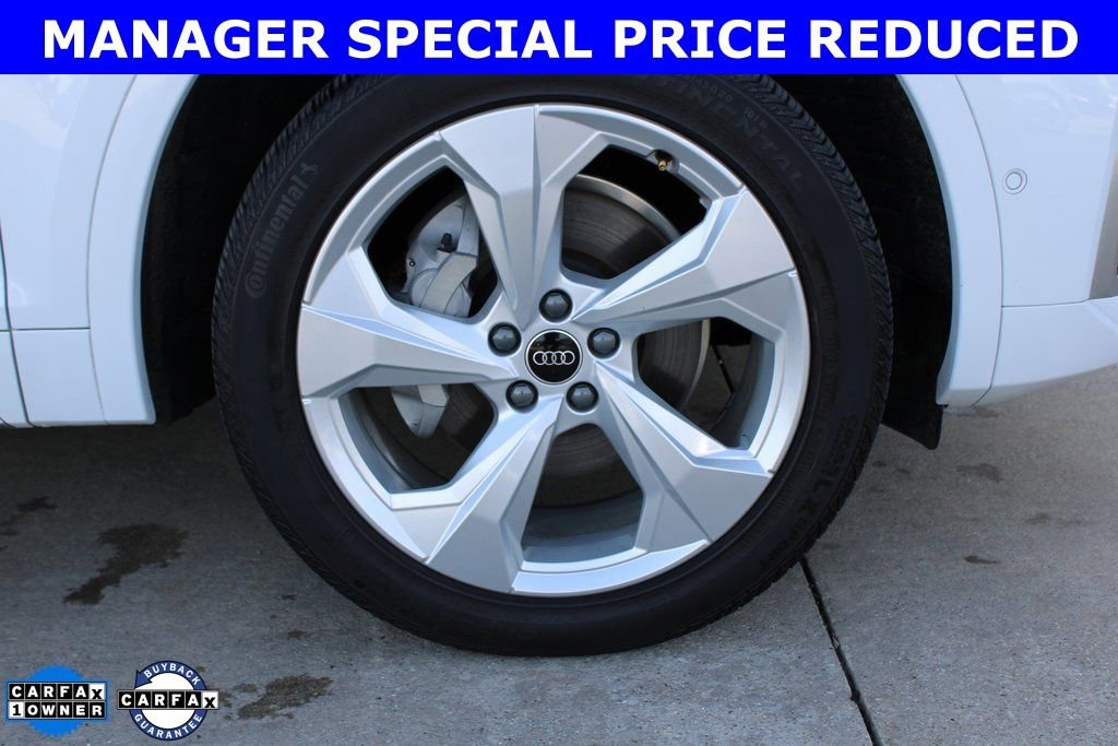 Used 2024 Audi Q5 2.0T Prestige w/ Prestige Package image 39