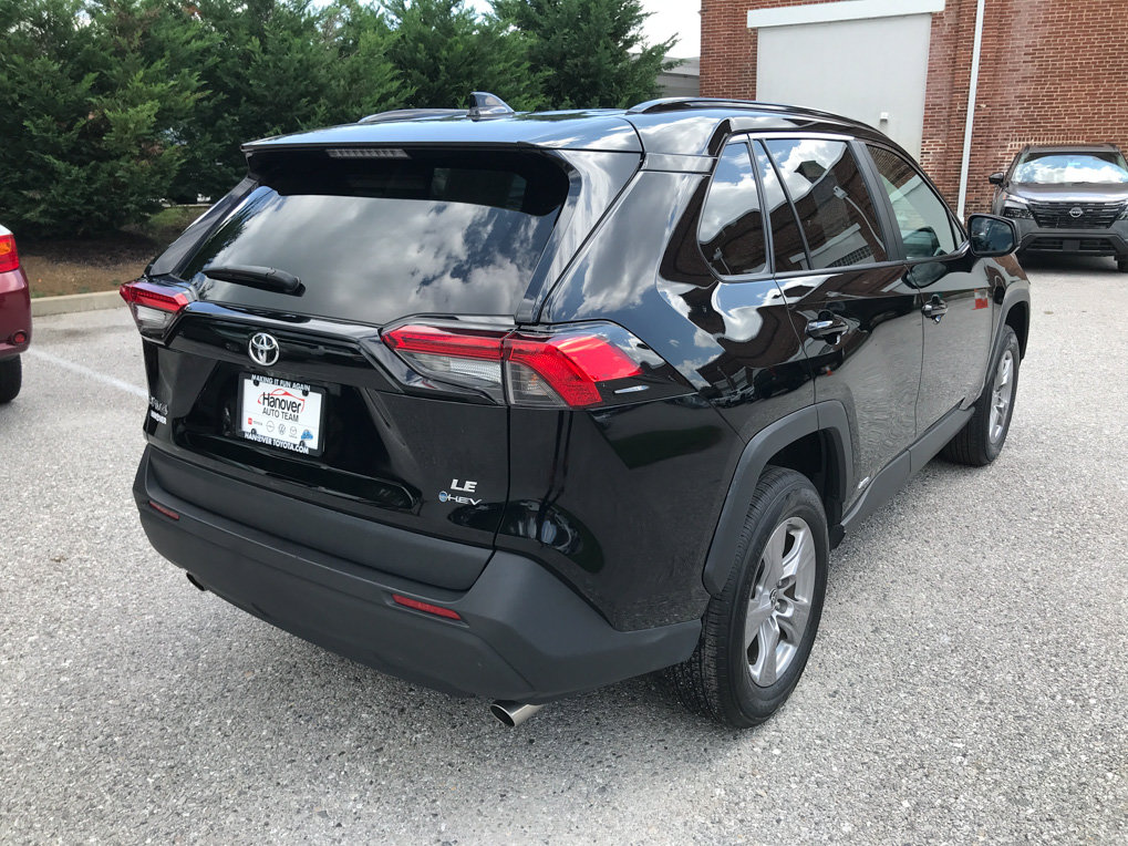 Certified 2025 Toyota RAV4 LE AWD/4WD image 7
