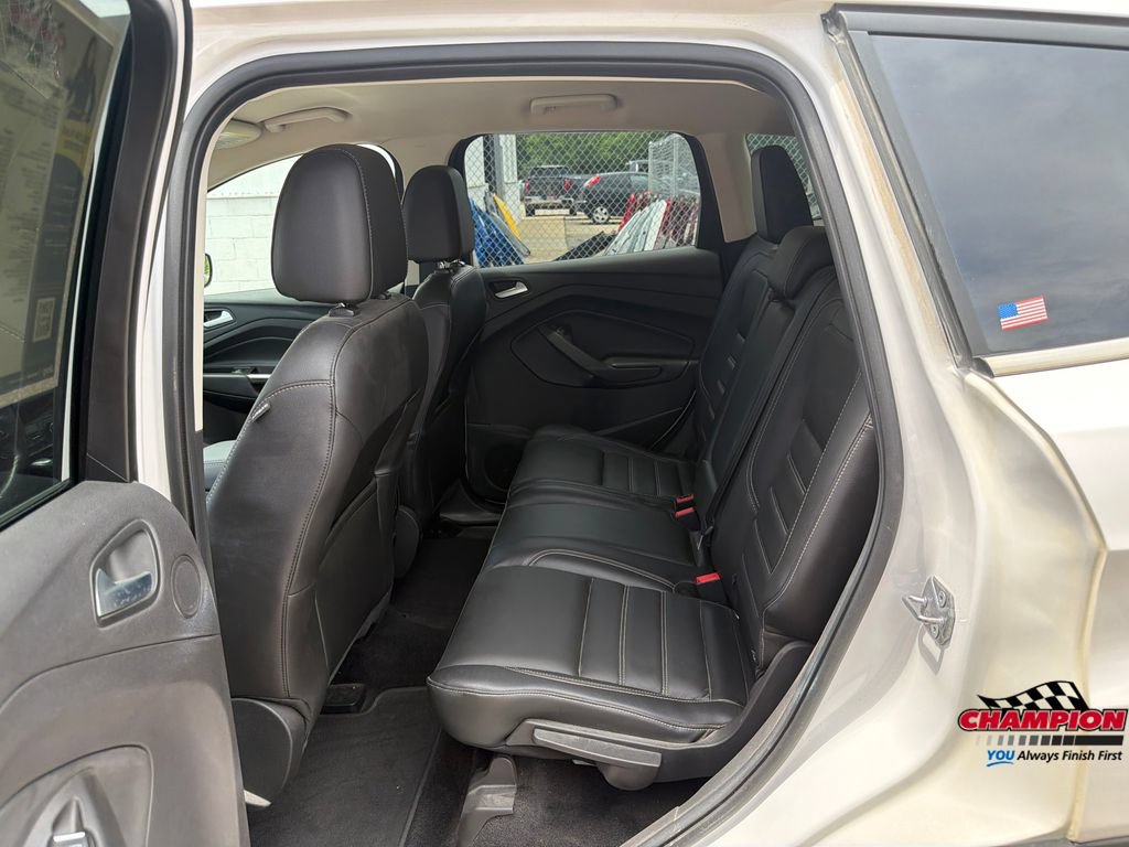 Used 2017 Ford Escape Titanium AWD/4WD image 21