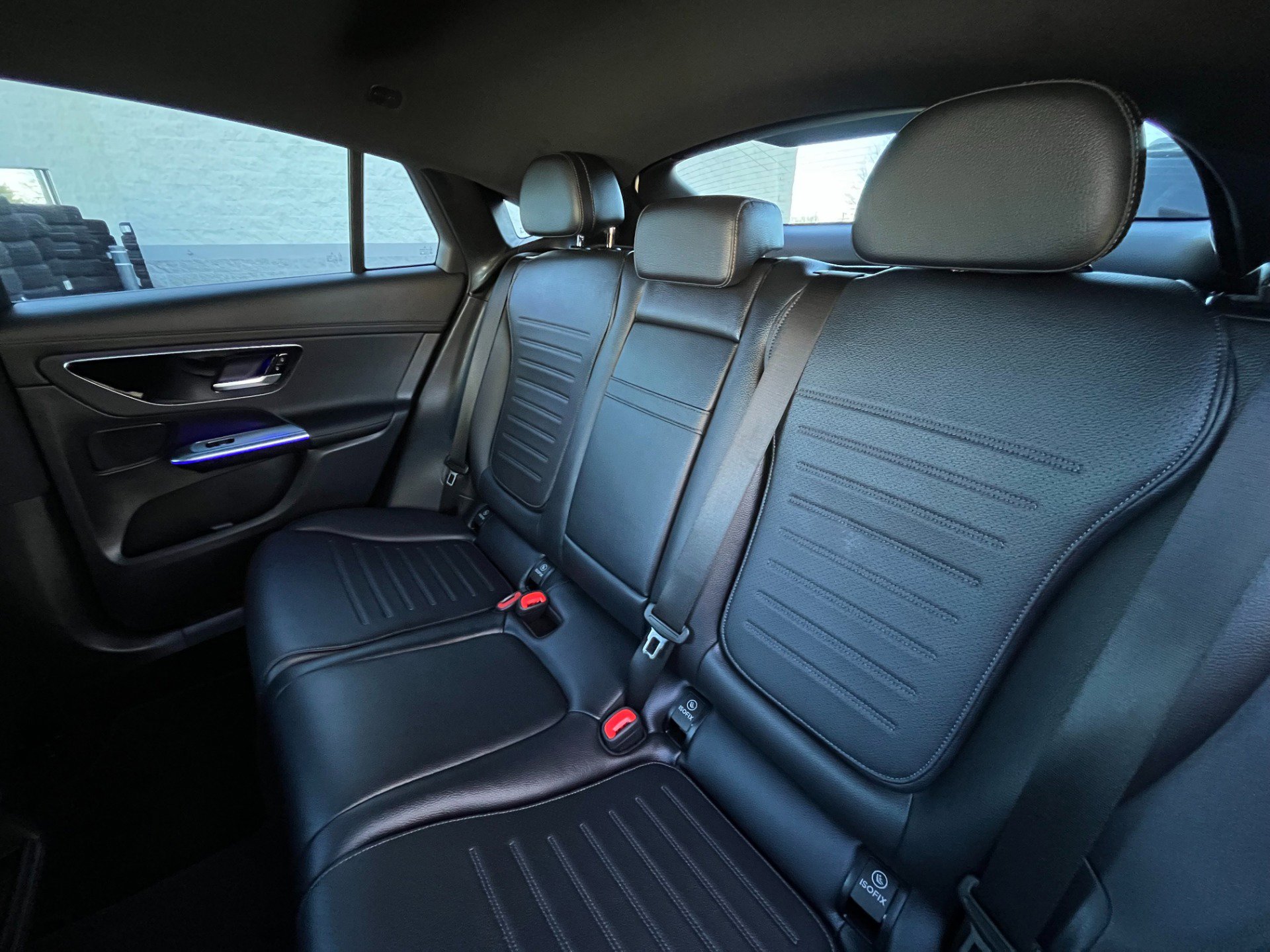 Used 2025 Mercedes-Benz GLC 300 4MATIC NIGHT PKG, AMG LINE PKG image 28