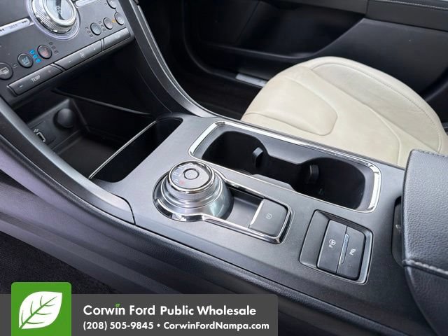 Used 2017 Ford Fusion Titanium FWD image 22