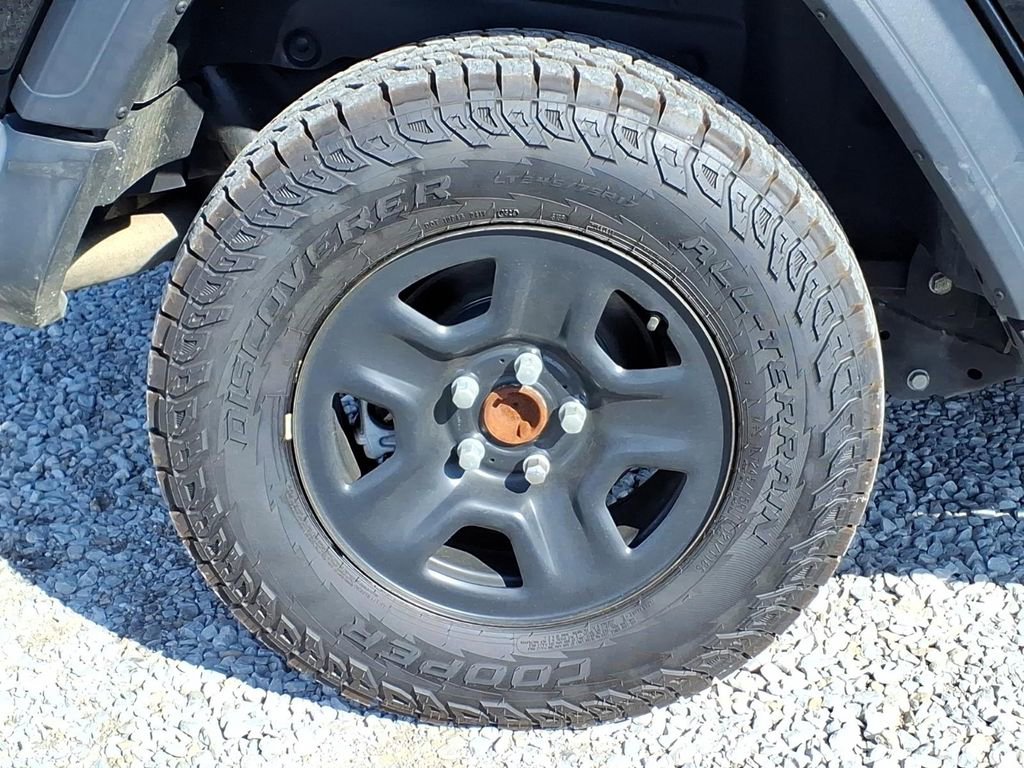 Used 2021 Jeep Wrangler Unlimited Sport image 34