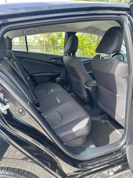 Used 2022 Toyota Prius Prime LE image 17