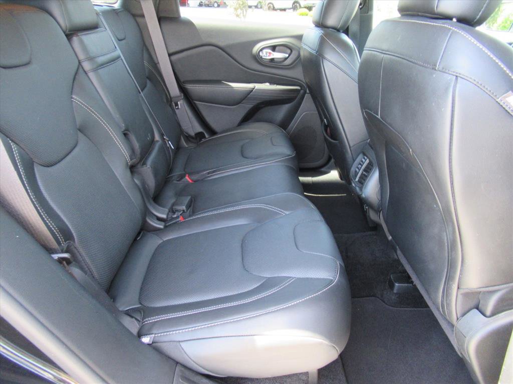 Used 2014 Jeep Cherokee Limited w/ Luxury Group image 32