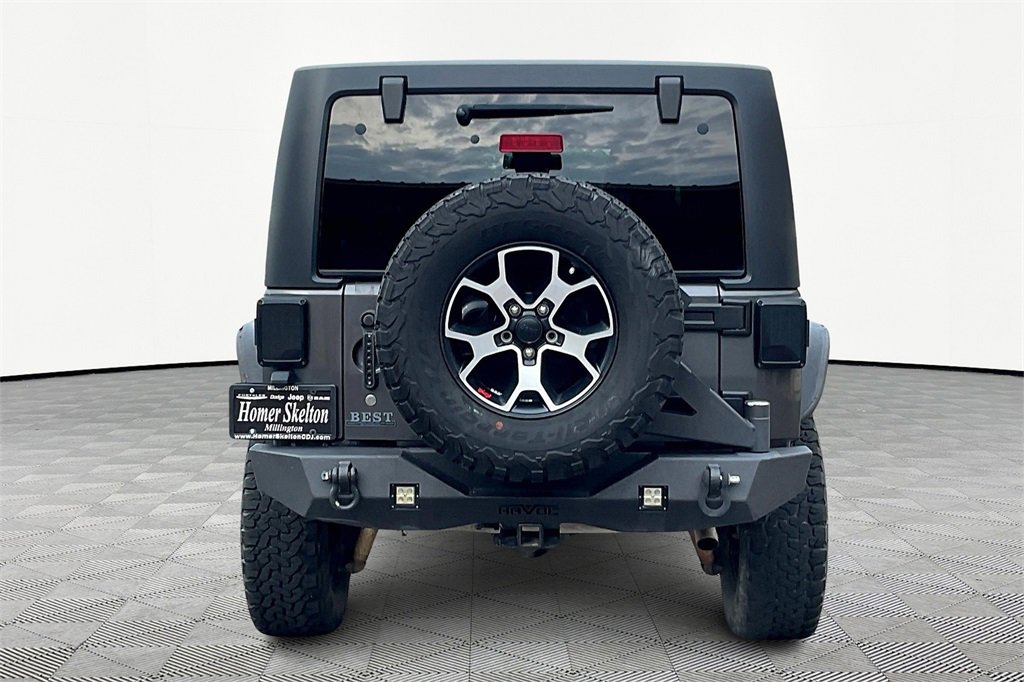 Used 2016 Jeep Wrangler Unlimited Rubicon image 4