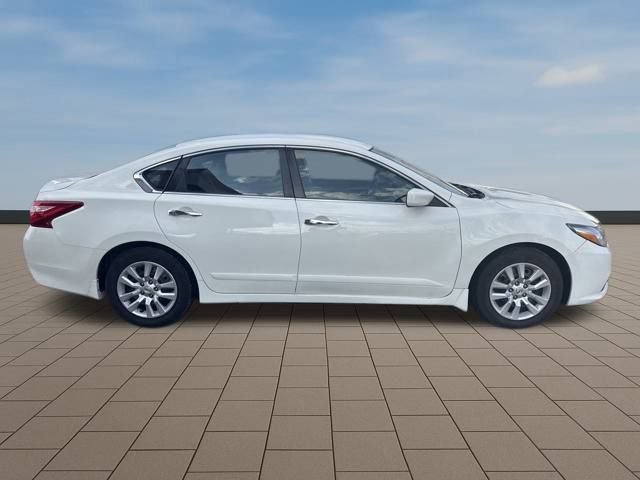 Used 2017 Nissan Altima 2.5 S w/ Power Driver Seat Package image 7