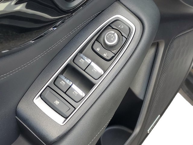 Used 2023 Subaru Outback Touring XT AWD/4WD image 9