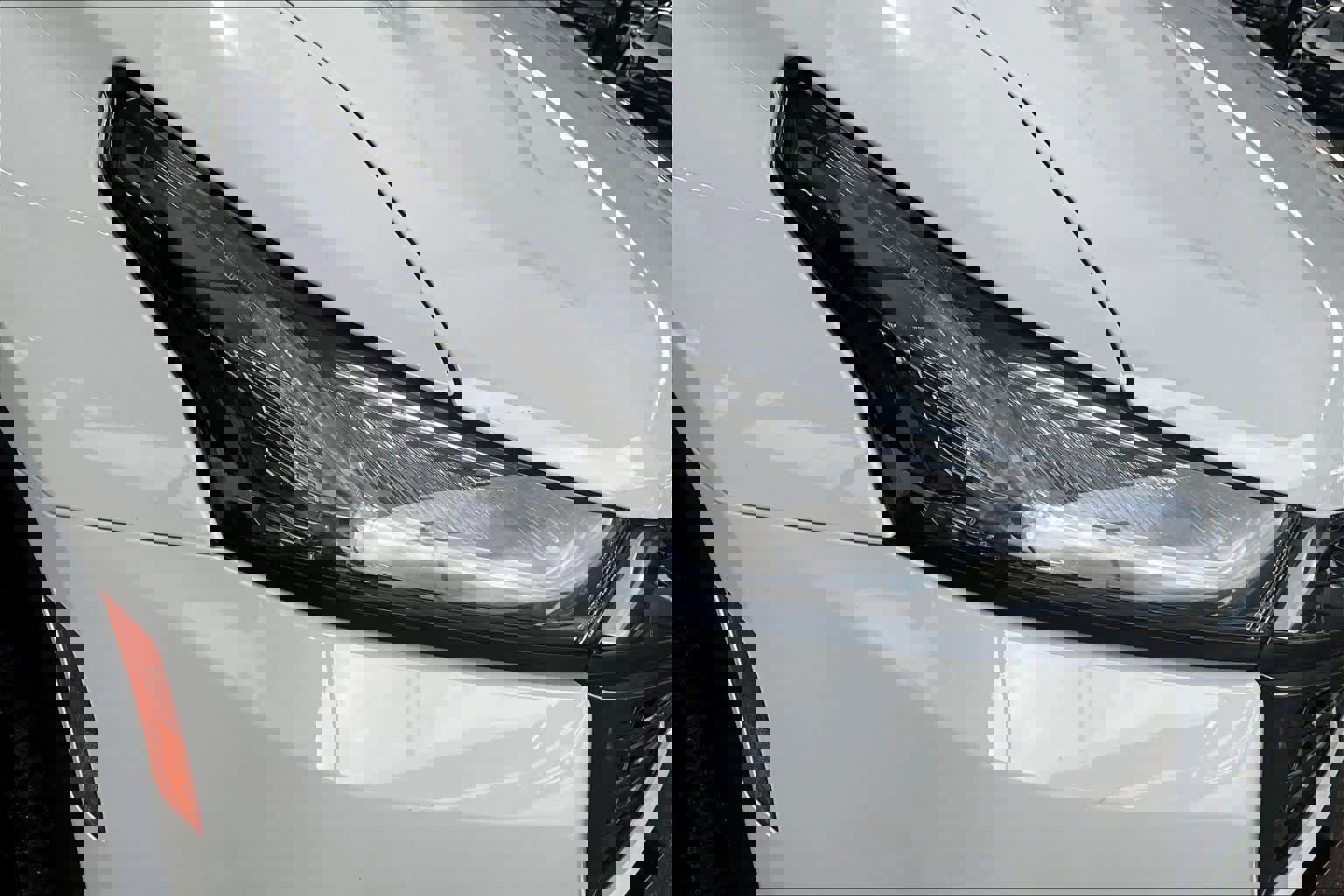 Used 2023 Chevrolet Traverse RS image 27