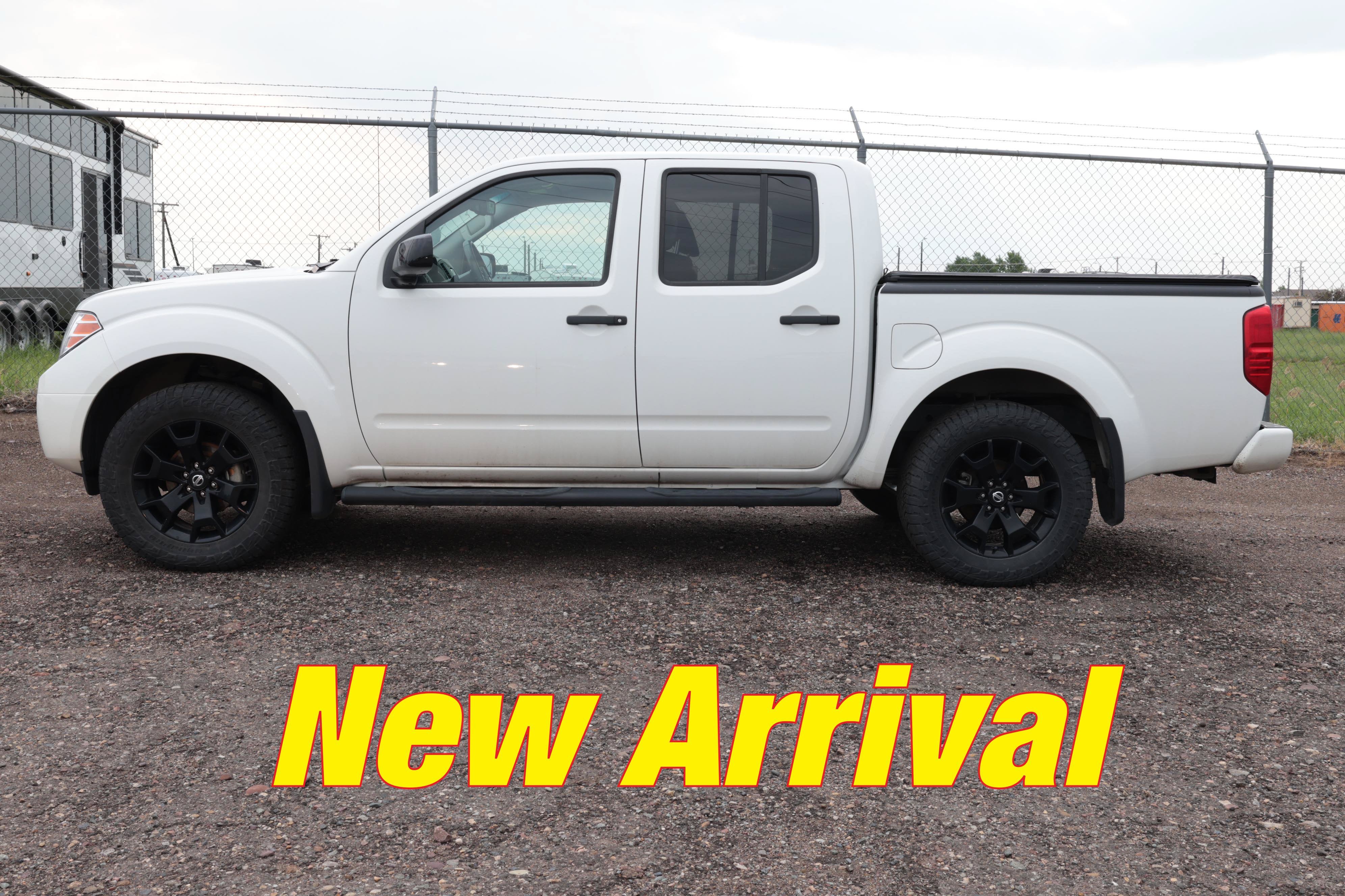 Used 2020 Nissan Frontier SV w/ Midnight Edition Floor Mats