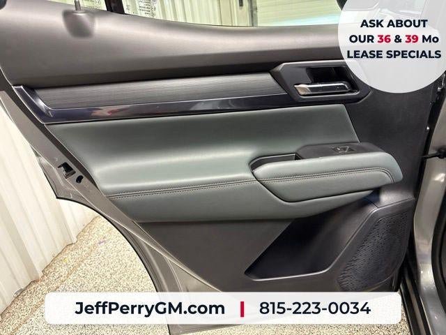 New 2026 GMC Terrain AT4 w/ Convenience Package III AWD/4WD image 19