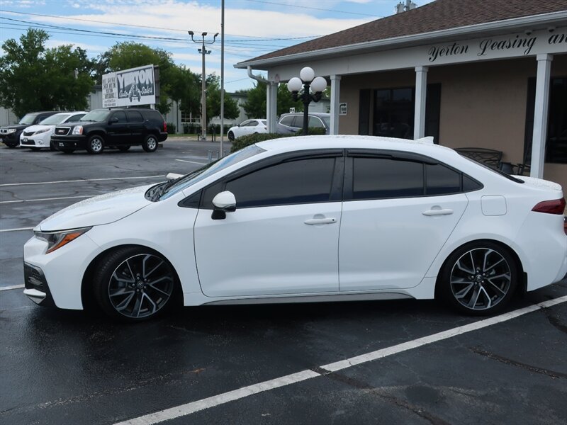 Used 2022 Toyota Corolla SE FWD image 11