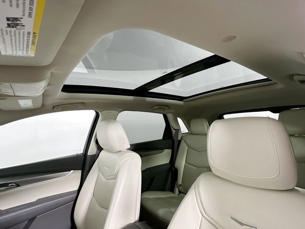Used 2018 Cadillac XT5 Luxury image 22