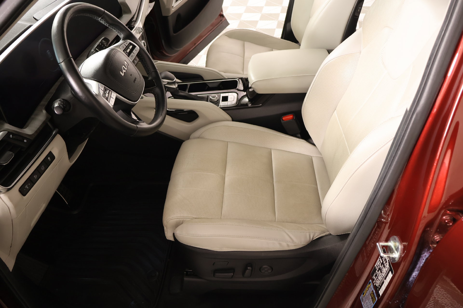 Used 2023 Kia Telluride SX AWD/4WD image 12