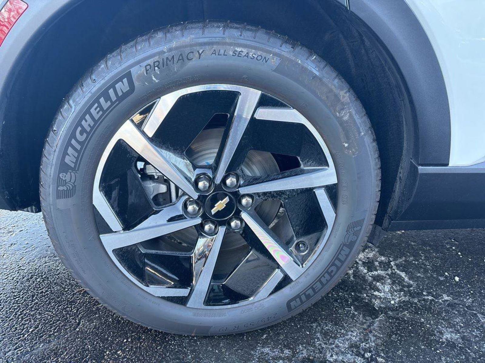 New 2026 Chevrolet Equinox EV LT FWD image 36
