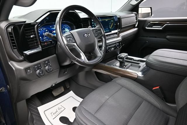 Used 2023 Chevrolet Silverado 1500 LT Trail Boss w/ Protection Package AWD/4WD image 13